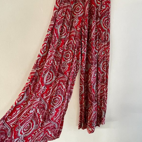 Staring at Stars Red Flowy Pants - Size 0 - Picture 4 of 5